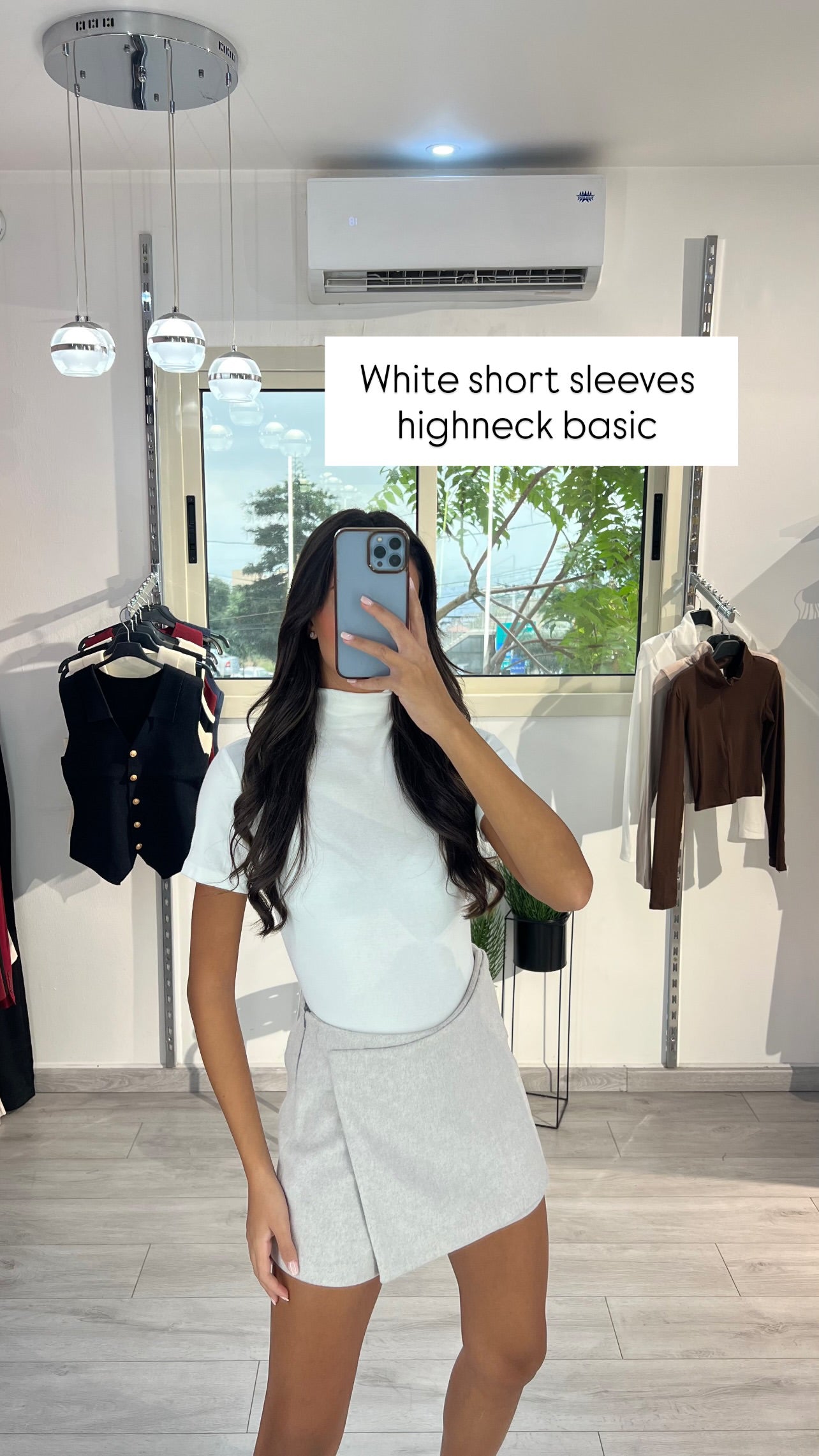 Short Sleeves Highneck Top