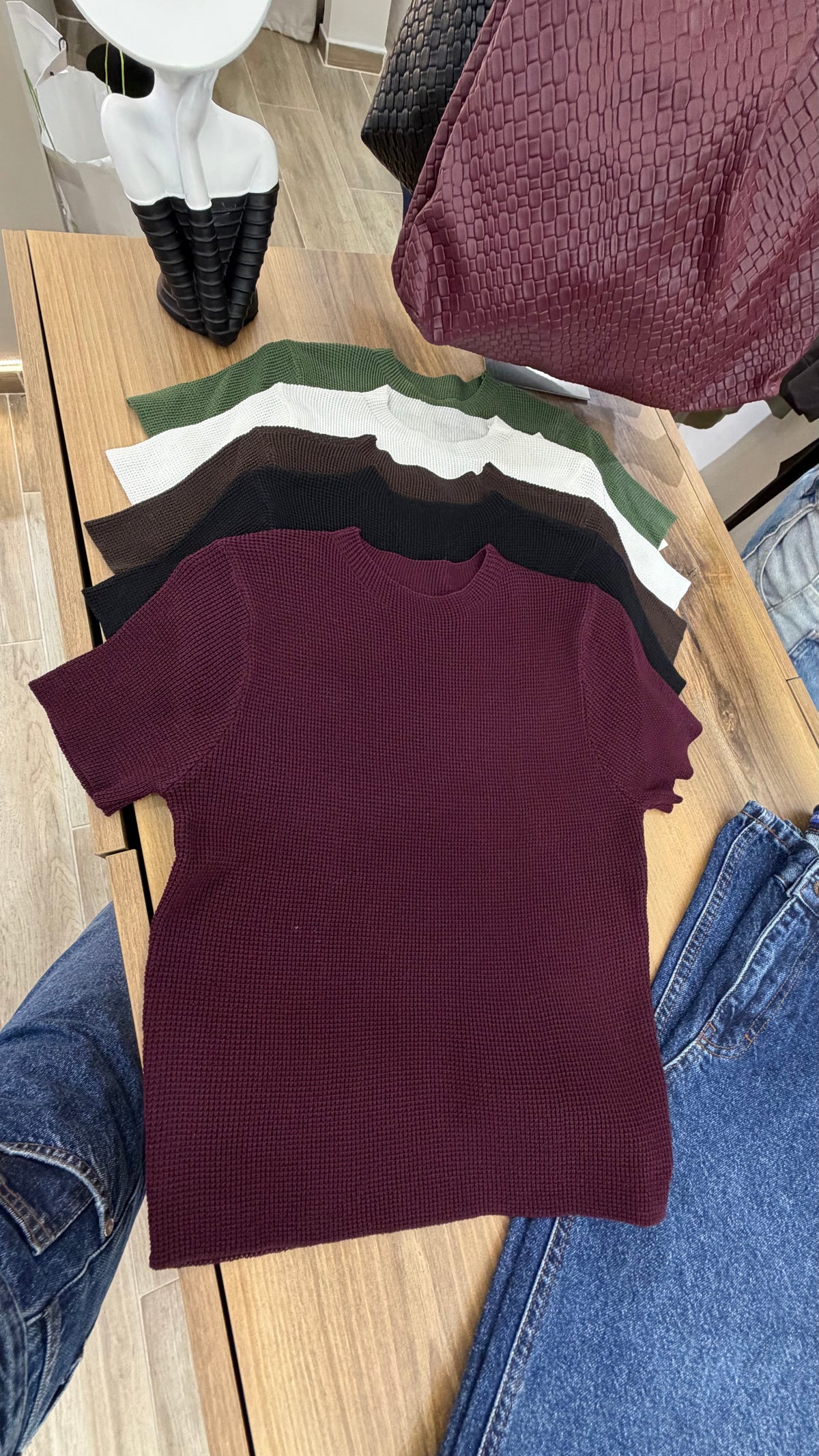 Round Short Sleeves Knit