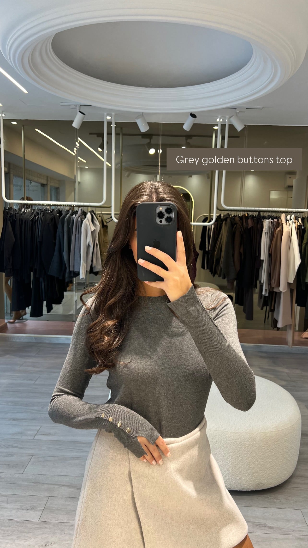 Round Neck Golden Buttons Knit