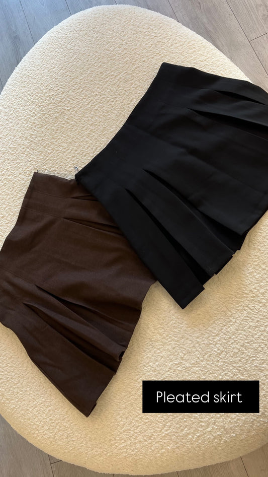 Pleated Wool Skirt