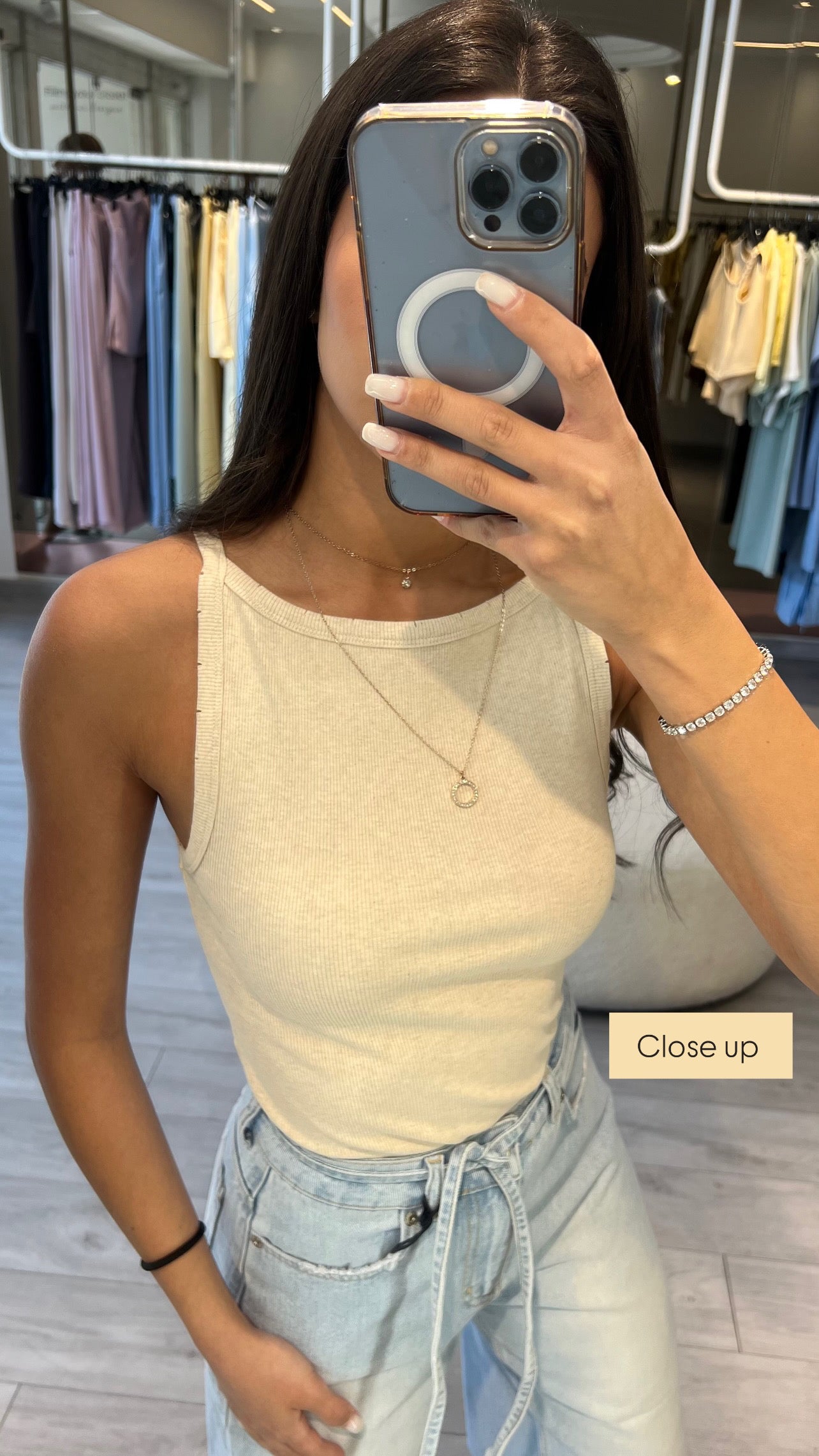 Ribbed halter basic