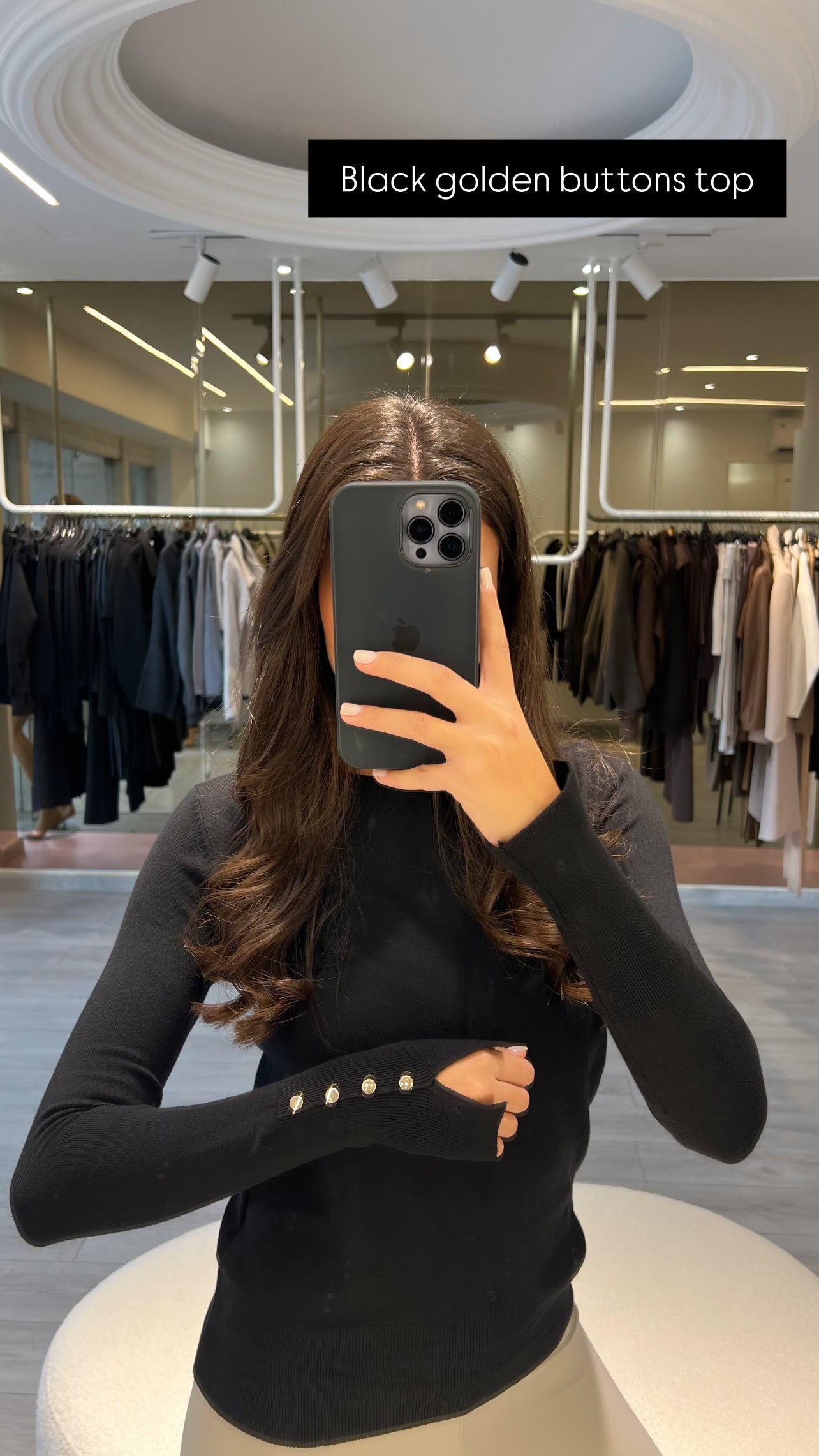 Round Neck Golden Buttons Knit