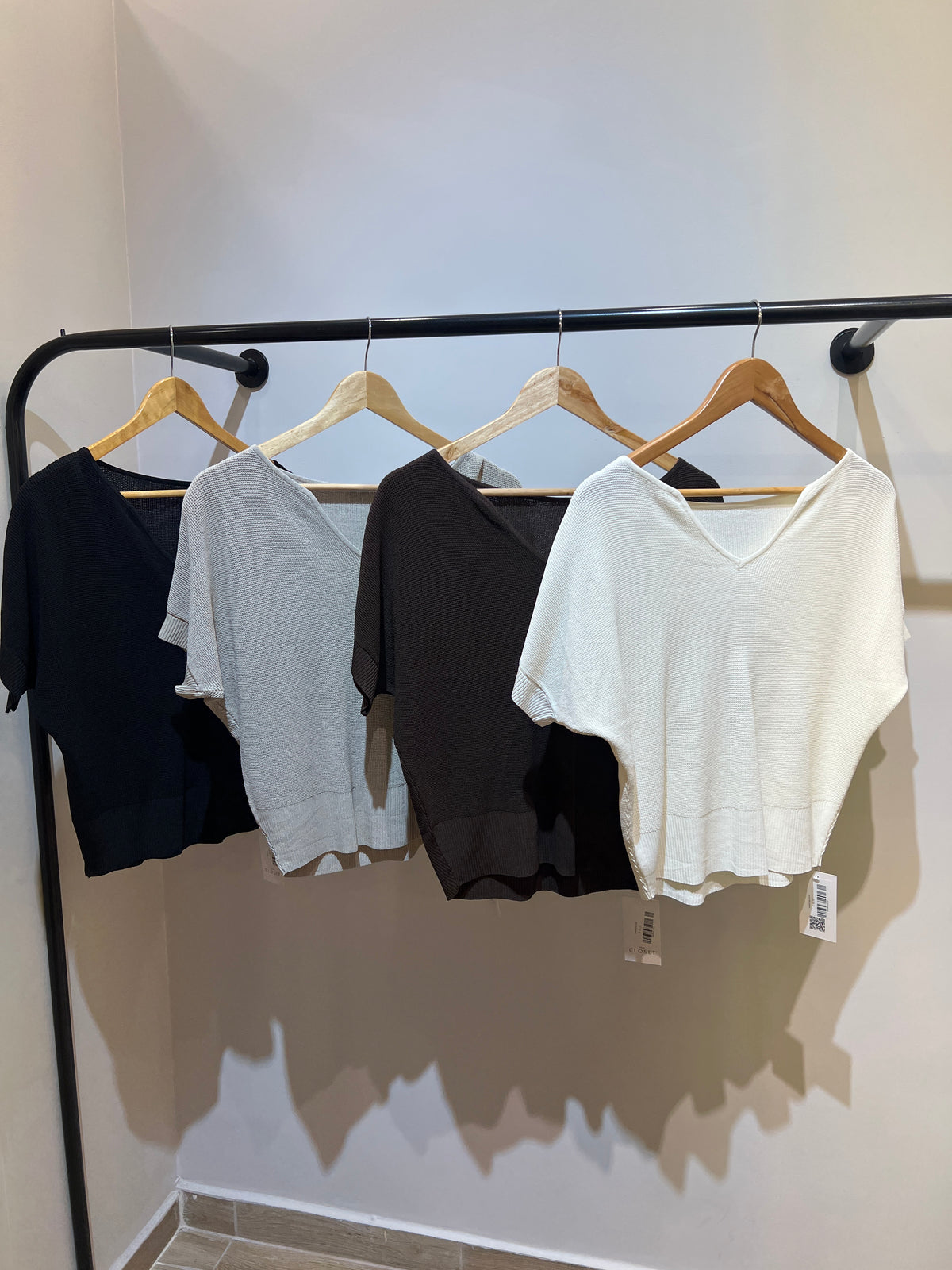 V Neck Knit Top