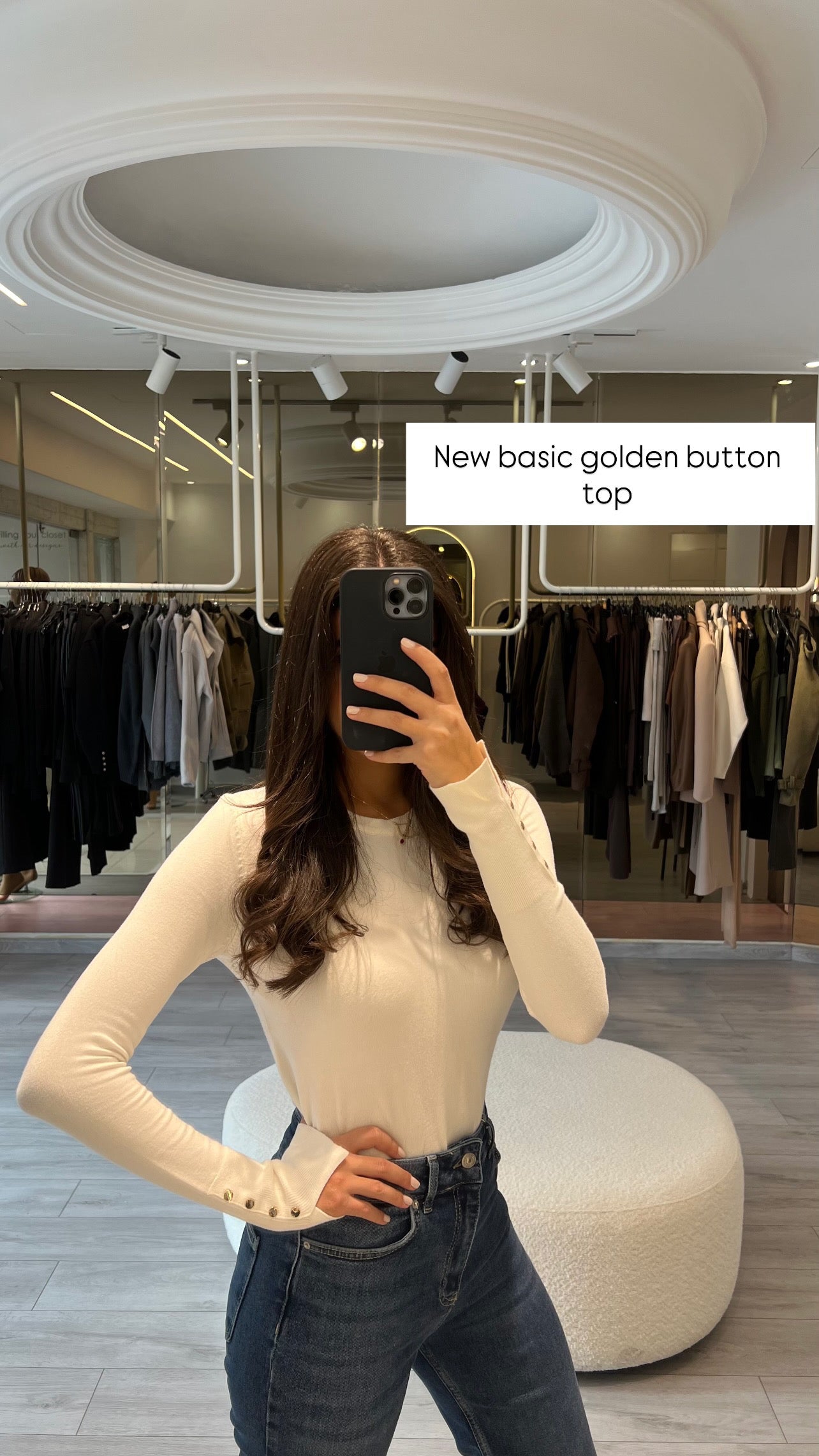 Round Neck Golden Buttons Knit