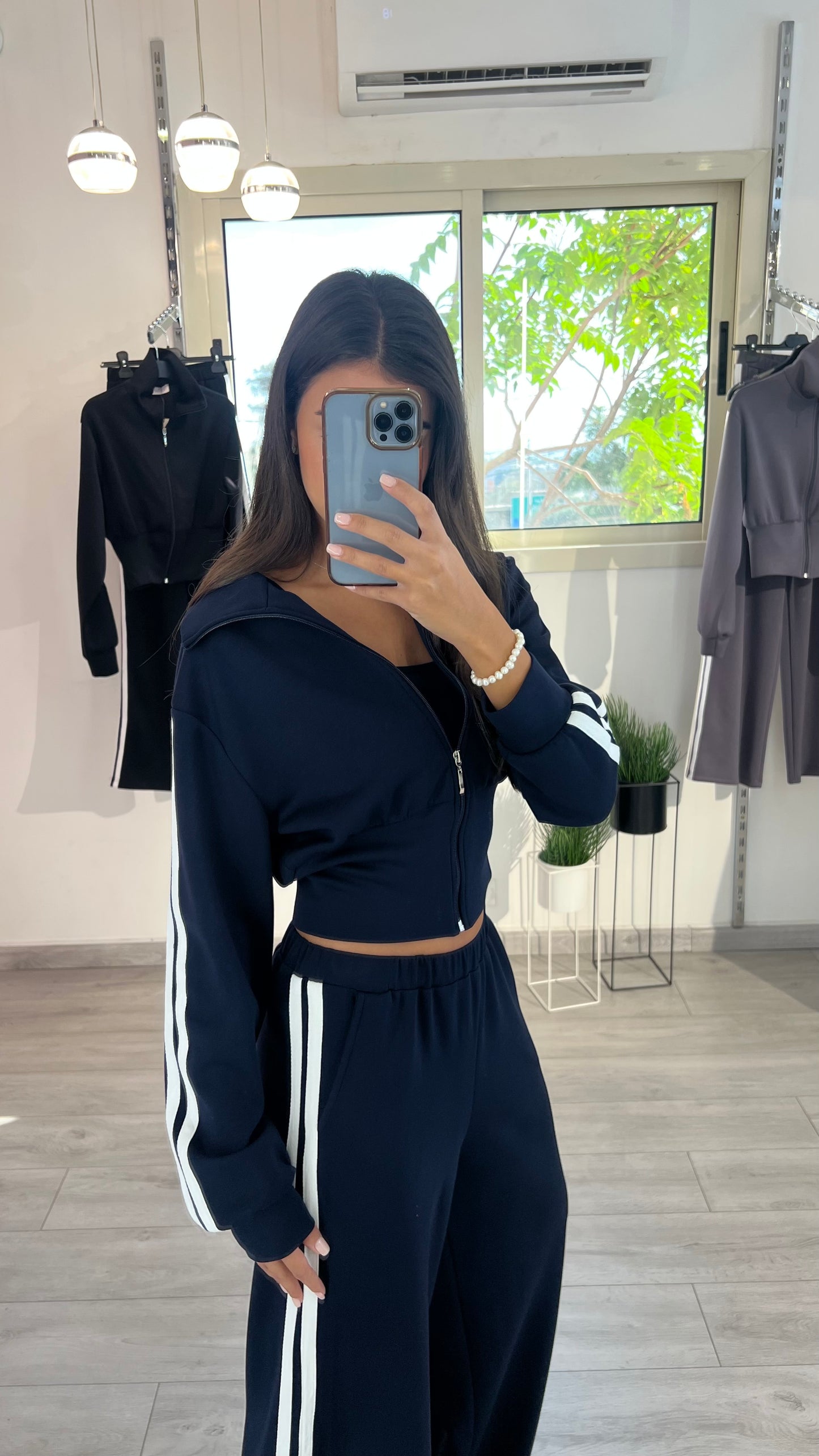 The Off-Duty Set